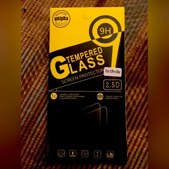iPhone 13 Pro Max Screen Protector - Picture 1 of 2